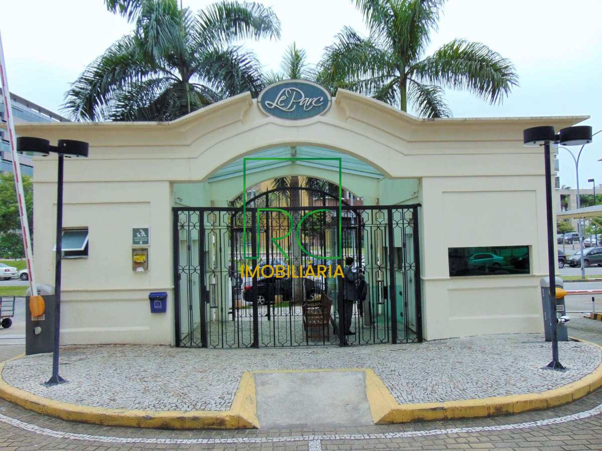 Apartamento à venda, no Condomínio Le Parc Residential Resort em Rio de Janeiro, Barra da Tijuca, com 2 quartos, 125m² - RC Imobiliáriarj