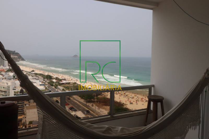 Apartamento à venda, no Condomínio Barra Beach em Rio de Janeiro, Barra da Tijuca, com 1 quarto, 55m² - RC Imobiliáriarj