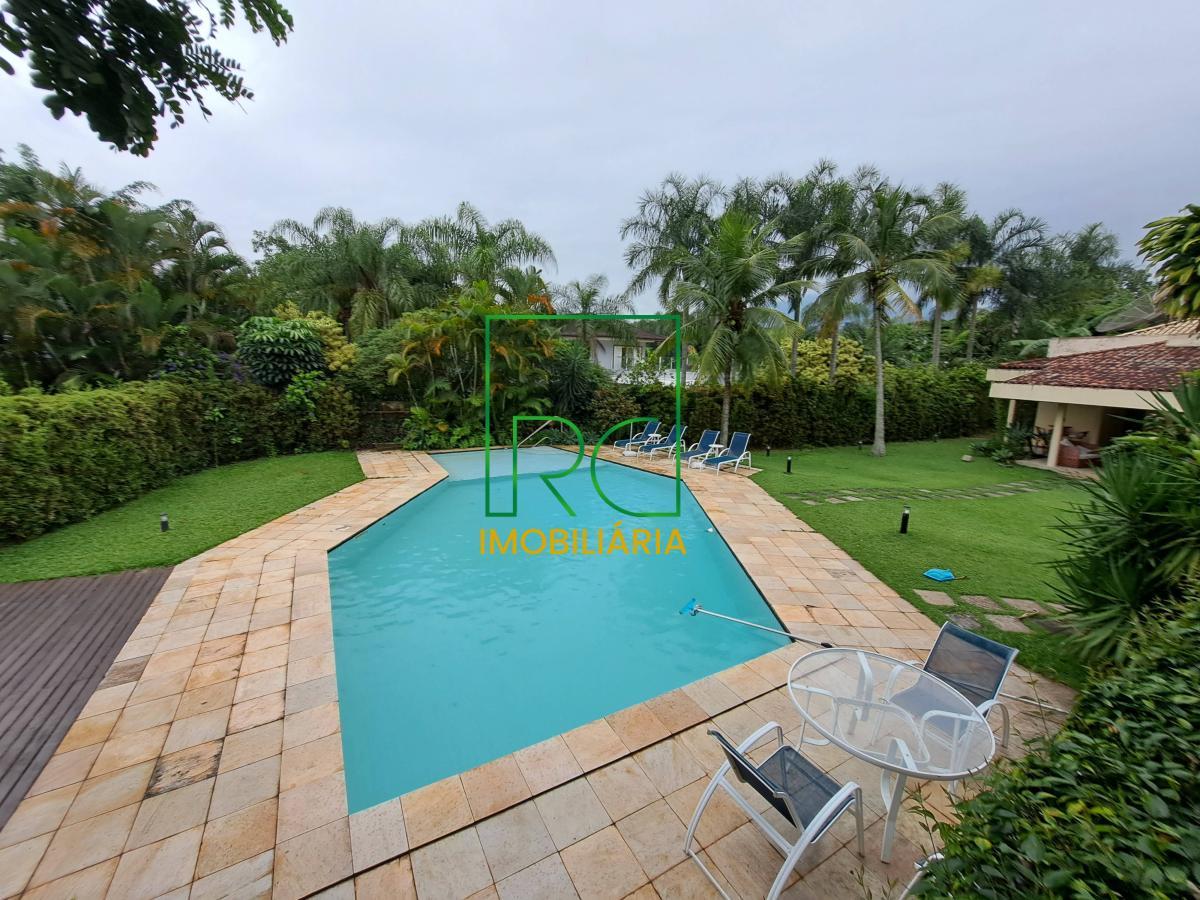 Casa de condomínio à venda, no Condomínio Arouca,  em Rio de Janeiro, Barra da Tijuca, com 5 quartos, 1350m² - RC Imobiliáriarj