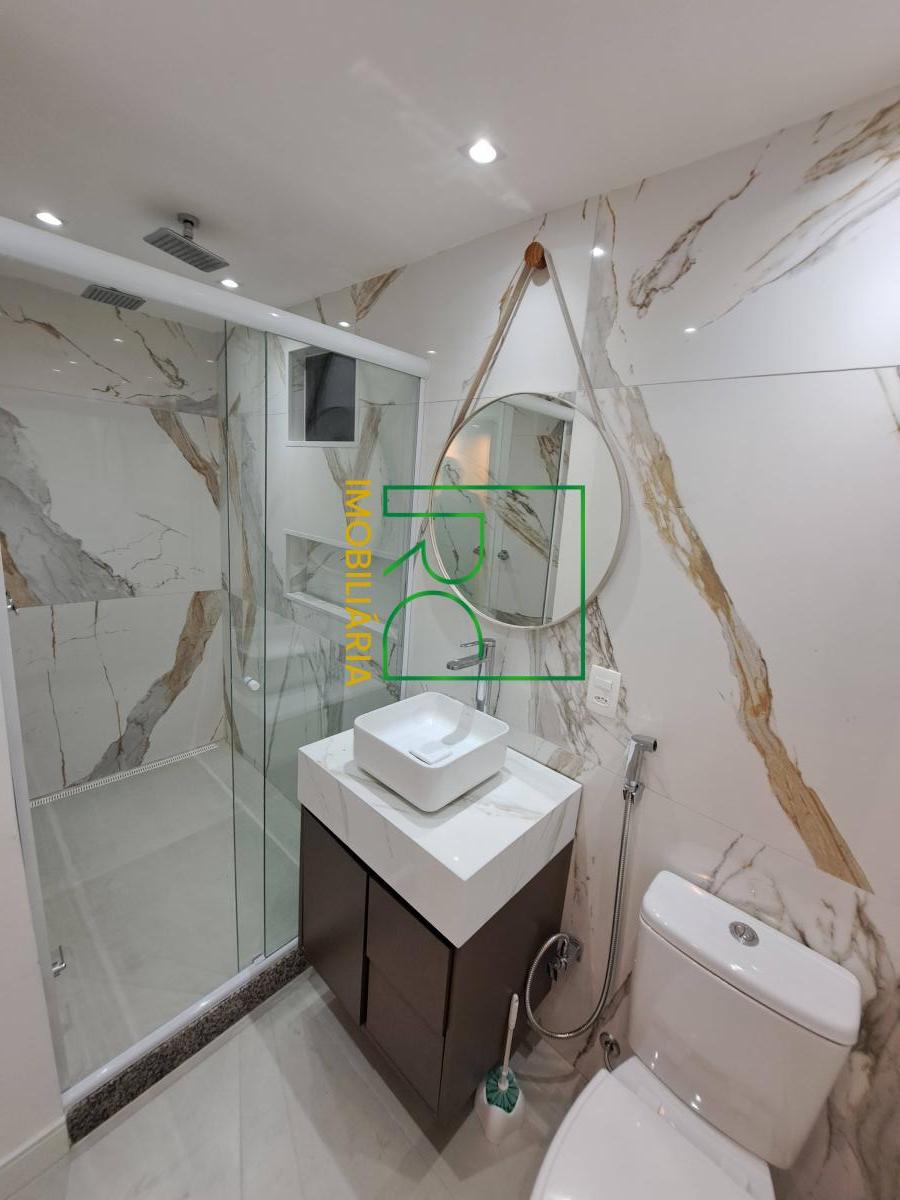 Casa de condomínio para alugar, no Condomínio Arouca em Rio de Janeiro, com 5 quartos, 900m²