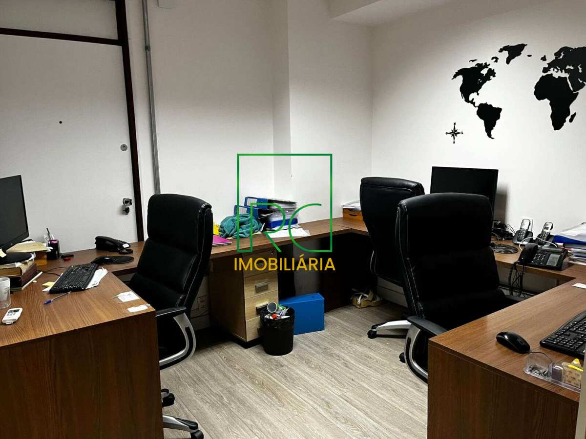 Sala comercial à venda, no Edifício Centro Candido Mendes em Rio de Janeiro, Centro, com 3 quartos, 126m² - RC Imobiliáriarj